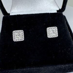 1/2 Cttw. Princess cut Natural Diamond 10k White Gold Stud Earrings